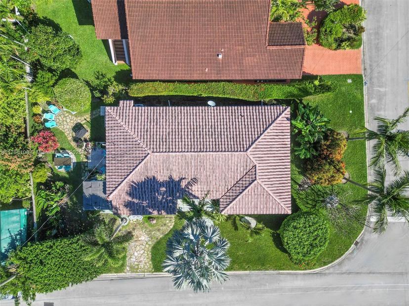 Picture of 801 92Nd St, Surfside FL 33154