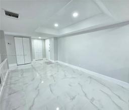 Picture of 3710 N Inverrary Dr # 1P, Lauderhill, FL 33319