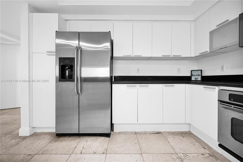 Picture of 15051 Royal Oaks Ln # 1605, North Miami FL 33181