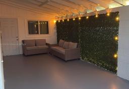 Picture of 9910 Nicaragua Dr, Cutler Bay, FL 33189
