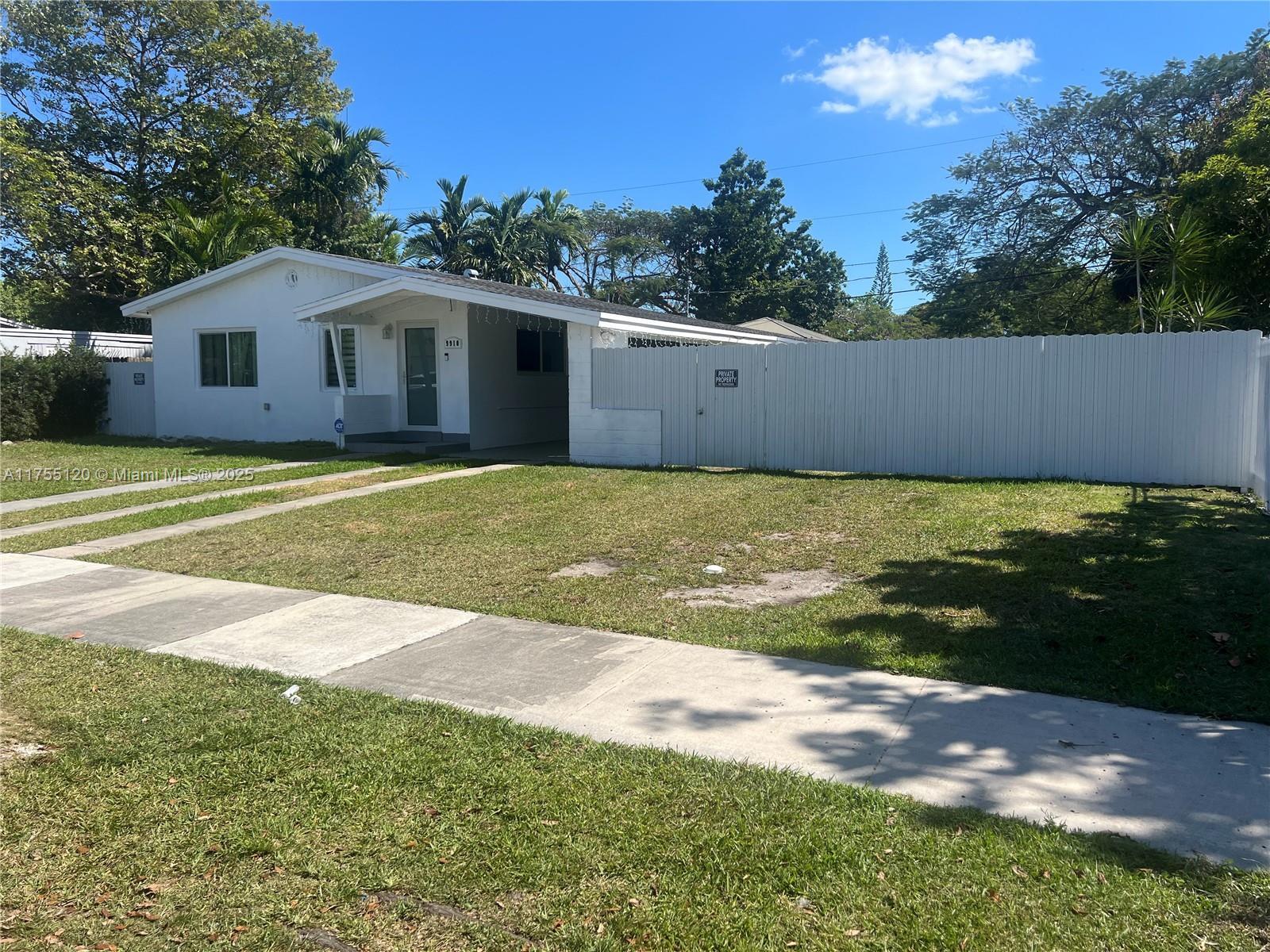 Picture of 9910 Nicaragua Dr, Cutler Bay, FL 33189