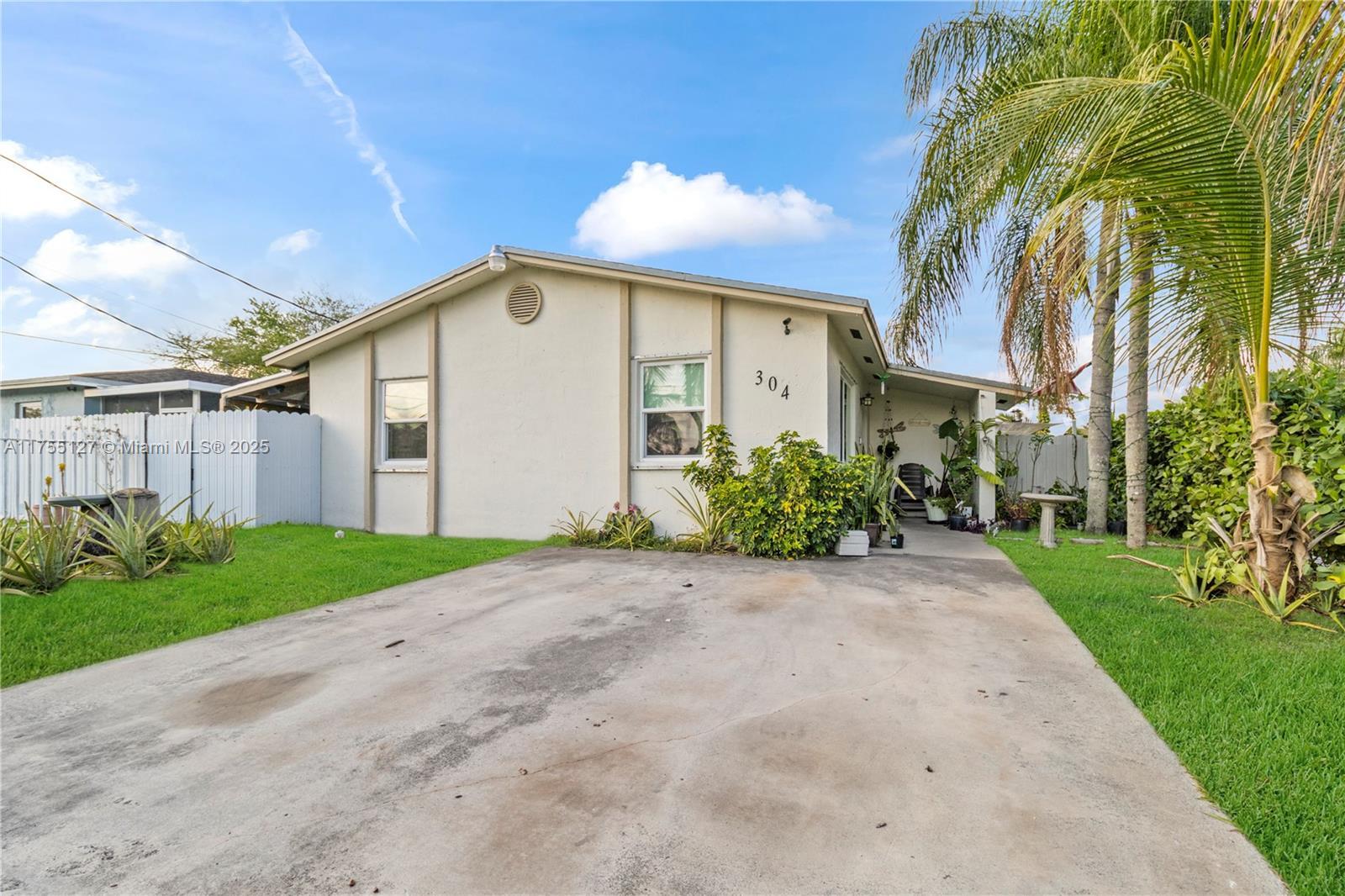 Picture of 304 SW 3Rd St, Florida City, FL 33034