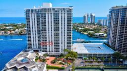 Picture of 19707 Turnberry Way # 9B, Aventura, FL 33180