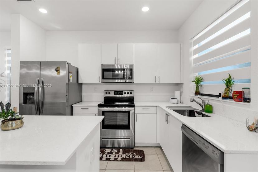 Picture of 13315 SW 285Th St, Homestead FL 33033