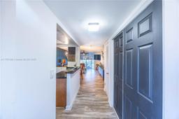 Picture of 2780 N Pine Island Rd # 112, Sunrise, FL 33322