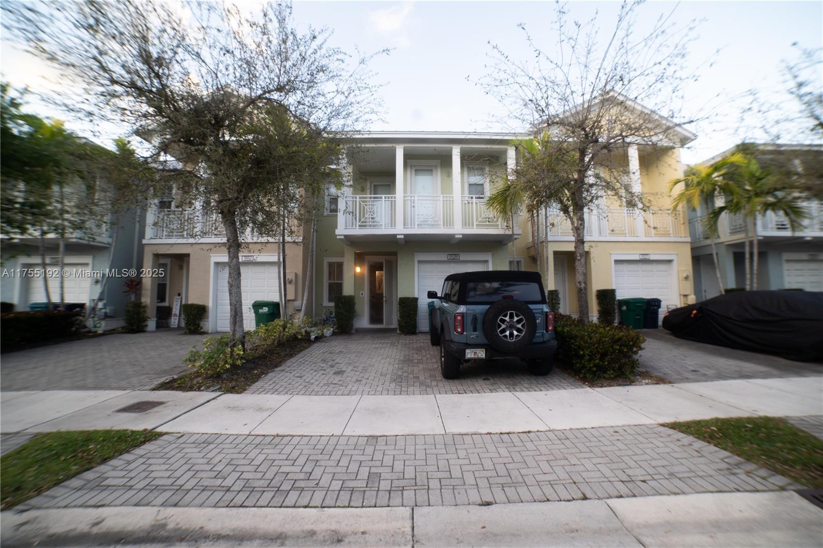 Picture of 11539 NW 75Th Ln # 11539, Doral, FL 33178