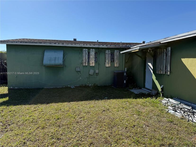 Picture of 19021 NW 23Rd Ct, Miami Gardens FL 33056