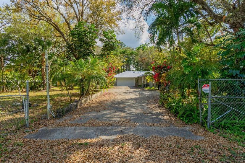 Picture of 16030 E Mead Hill Dr, Loxahatchee FL 33470