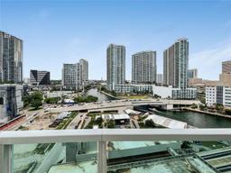 Picture of 41 SE 5Th St # 916, Miami, FL 33131