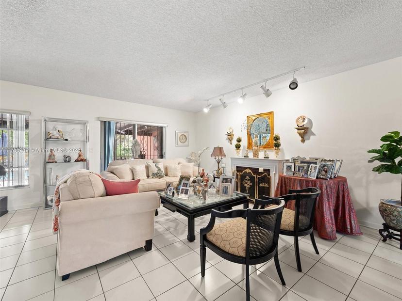 Picture of 8980 SW 12Th St, Miami FL 33174