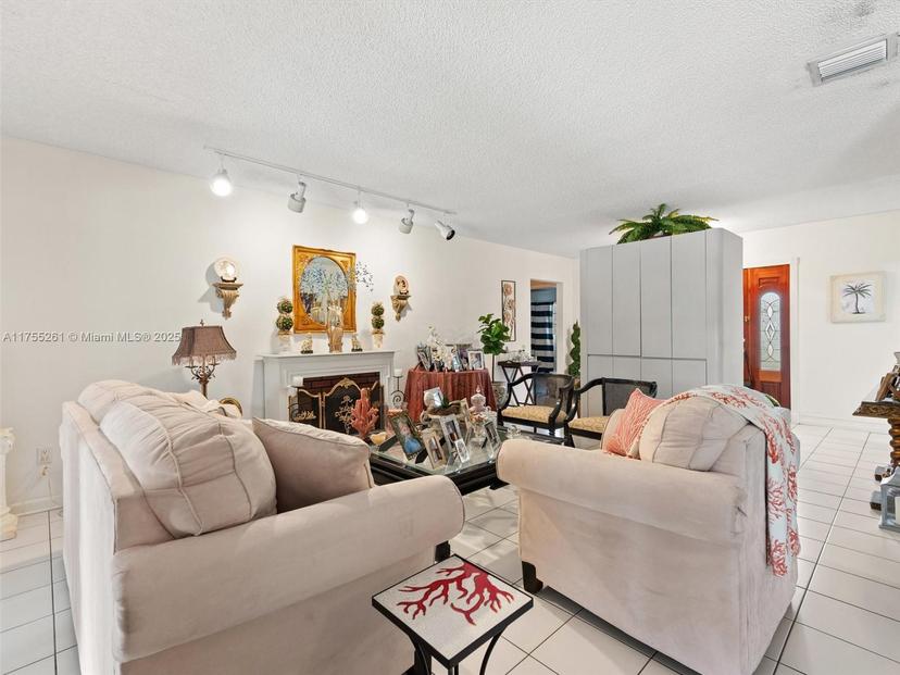 Picture of 8980 SW 12Th St, Miami FL 33174