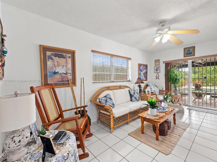 Picture of 8980 SW 12Th St, Miami FL 33174