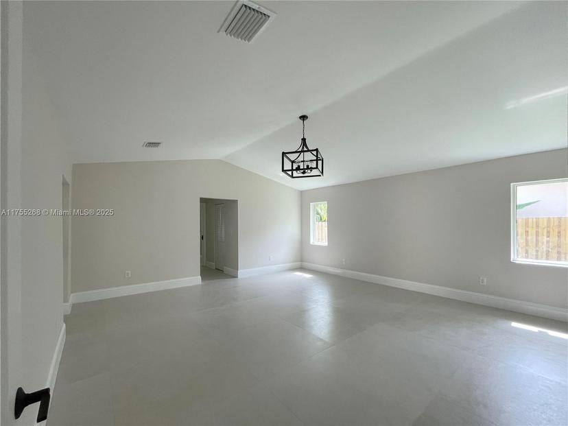 Picture of 8513 SW 169 Ter, Palmetto Bay FL 33157