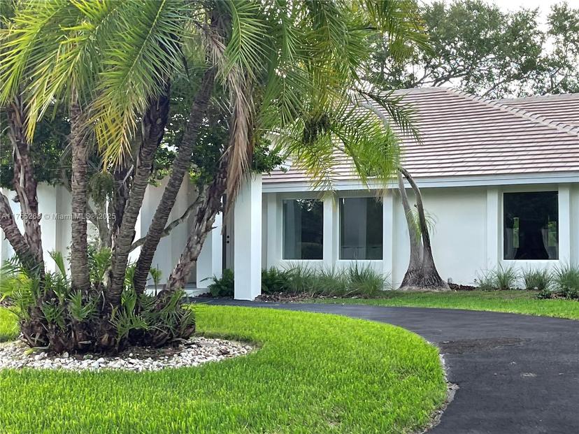 Picture of 8513 SW 169 Ter, Palmetto Bay FL 33157