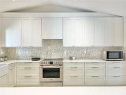 Picture of 8513 SW 169 Ter, Palmetto Bay, FL 33157