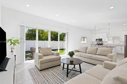 Picture of 2818 NW 7Th Ct, Fort Lauderdale, FL 33311