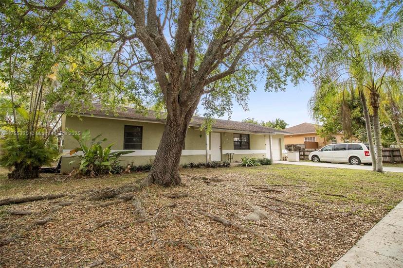 Picture of 364 NW 17Th Ct, Homestead FL 33030