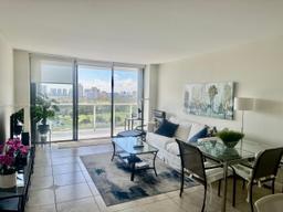 Picture of 3625 N Country Club Dr # 2005, Aventura, FL 33180