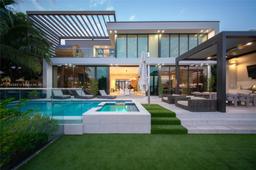 Picture of 3260 NE 165Th St, North Miami Beach, FL 33160