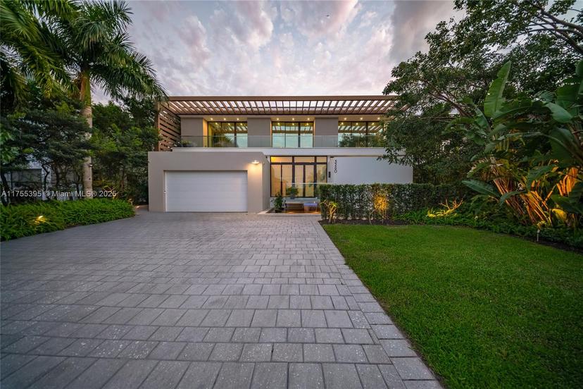 Picture of 3260 NE 165Th St, North Miami Beach FL 33160