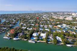 Picture of 92 W Mashta Dr, Key Biscayne, FL 33149