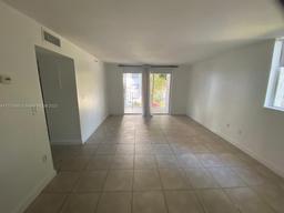 Picture of 650 NE 64Th St # G204, Miami, FL 33138