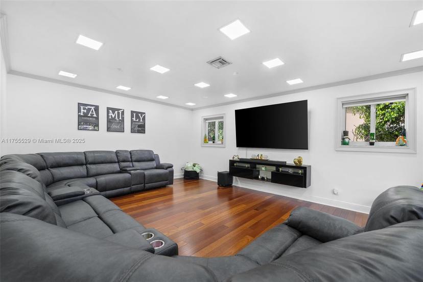 Picture of 4306 Johnson St, Hollywood FL 33021