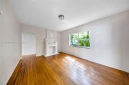 Picture of 1551 Meridian Ave # 102, Miami Beach, FL 33139