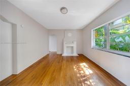 Picture of 1551 Meridian Ave # 102, Miami Beach, FL 33139