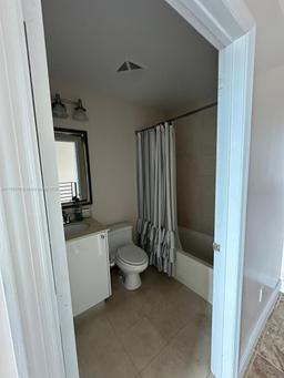 Picture of 60 SW 13Th St # 1405, Miami, FL 33130