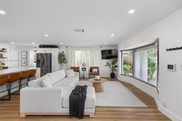 Picture of 1112 Hollywood Blvd, Hollywood, FL 33019