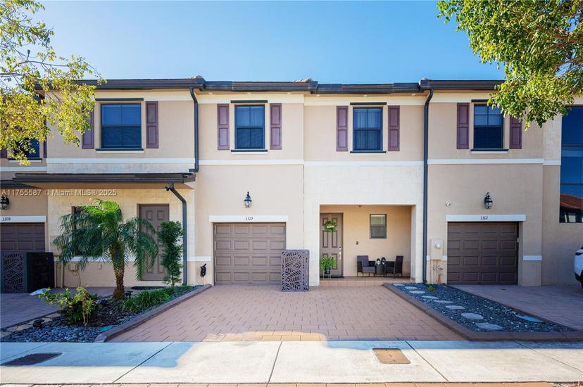 Picture of 3310 W 100Th Ter, Hialeah FL 33018