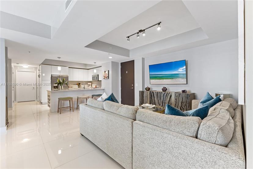 Picture of 999 SW 1St Ave # 2716, Miami FL 33130