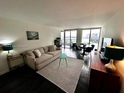 Picture of 555 NE 15Th St # 17K, Miami, FL 33132