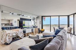 Picture of 1000 Quayside Ter, Miami, FL 33138