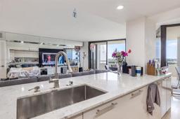 Picture of 1000 Quayside Ter, Miami, FL 33138