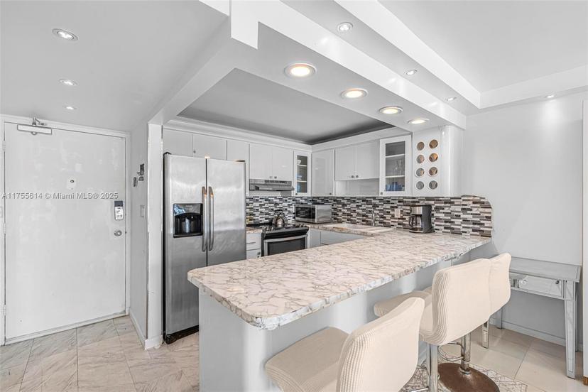 Picture of 401 Ocean Dr # 1008, Miami Beach FL 33139