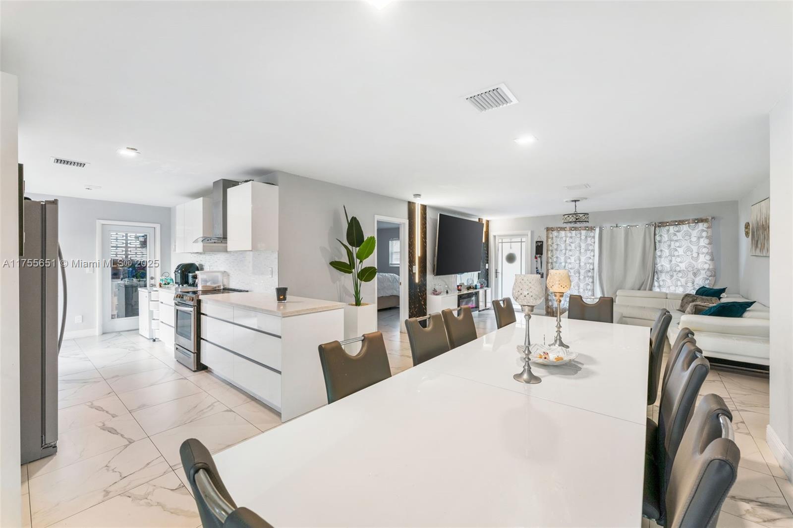 Picture of 2751 NW 26Th Ave, Oakland Park, FL 33311