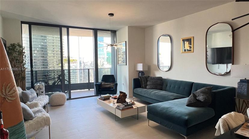 Picture of 1000 Brickell Plz # 4814, Miami FL 33131