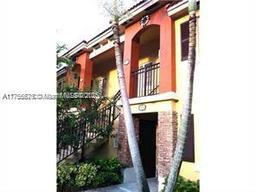 Picture of 940 NE 33Rd Ter # 103, Homestead, FL 33033