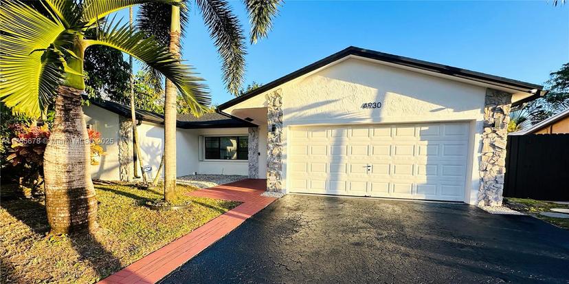 Picture of 4930 SW 11Th Cir, Margate FL 33068