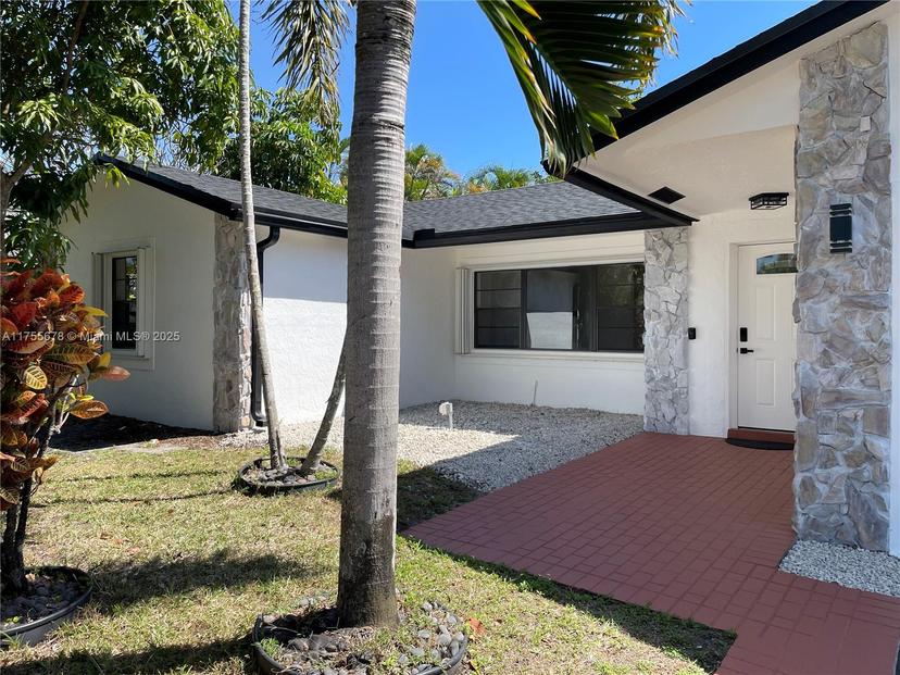 Picture of 4930 SW 11Th Cir, Margate FL 33068