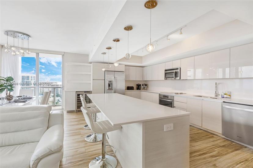 Picture of 2600 E Hallandale Beach Blvd # T2401, Hallandale Beach FL 33009