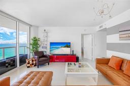 Picture of 6365 Collins Ave # 2108, Miami Beach, FL 33141