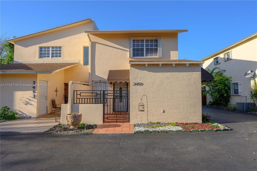 Picture of 2459 SW 11Th St # 4A, Miami FL 33135