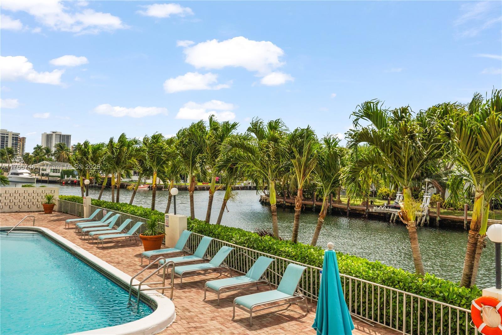 Picture of 401 Golden Isles Dr # 516, Hallandale Beach, FL 33009