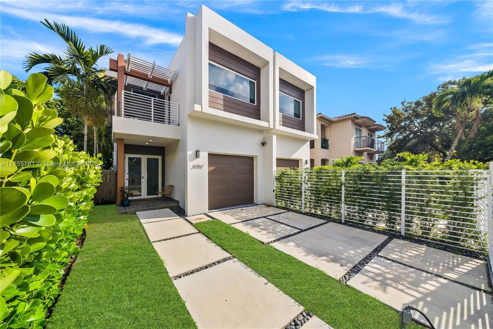 Picture of 3757 SW 27 Lane # 3757, Miami, FL 33134
