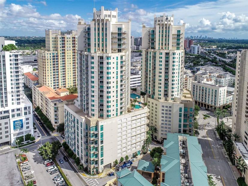 Picture of 9055 SW 73Rd Ct # 609, Miami FL 33156
