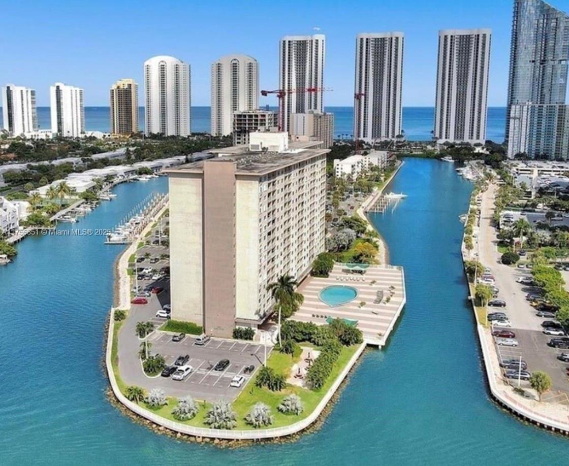 Picture of 400 Kings Point Dr # 810, Sunny Isles Beach, FL 33160