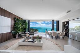 Picture of 3581 E Glencoe St # 502, Miami, FL 33133